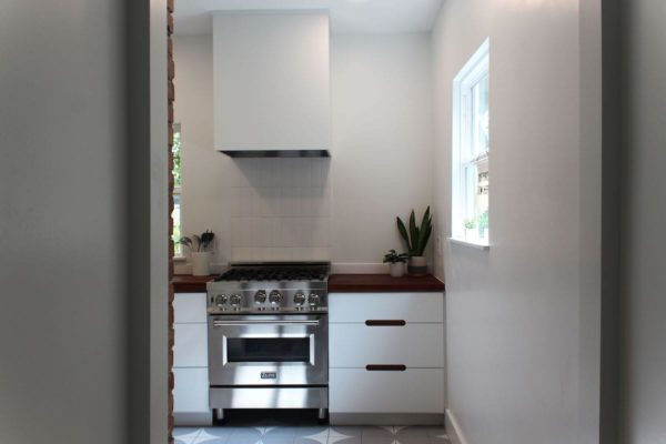 Bustos Oven Vignette H Bustos Oven Vignette H